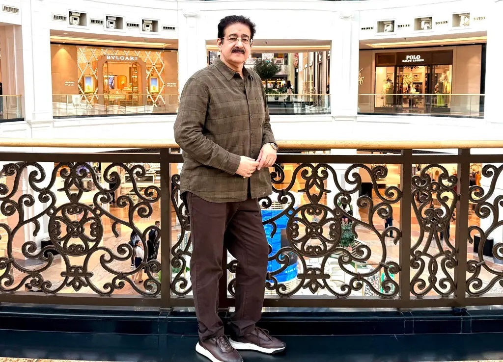Sandeep Marwah Brand Ambassador for BRICS Fashion and Lifestyle Summit at UAE