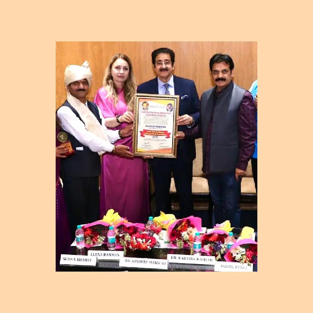 Sandeep Marwah Honoured with Tilak Raj Sharma Memorial World Peace Award