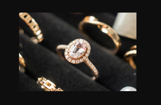 Sell Your Jewelry for Cash in Atlanta | Expert Buyers