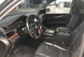 Cadillac Black, siente el confort, alquiler!