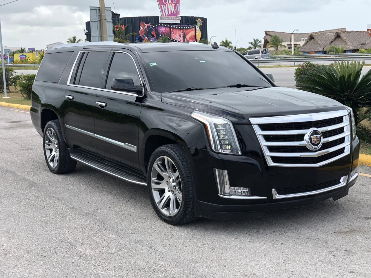 Vehiculo dañado? Alquiler carros y jeepetas todo el pais!