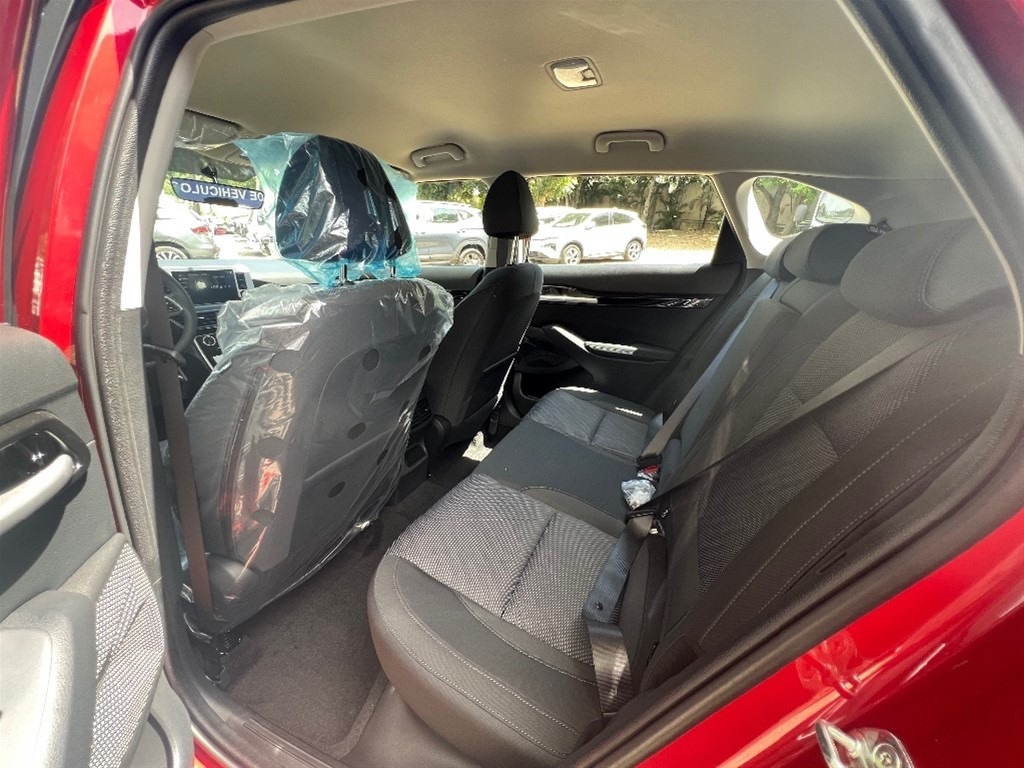 Kia Seltos Rojo Pasion, Yo me veria bien en esa maquinita..