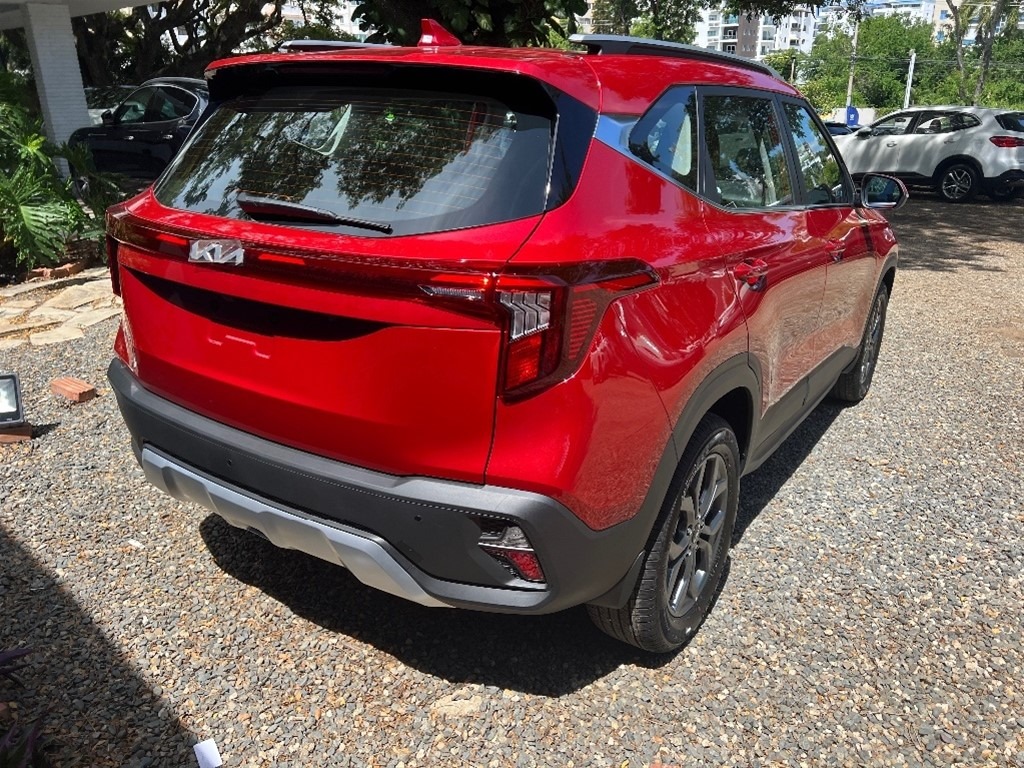 Kia Seltos Rojo Pasion, Yo me veria bien en esa maquinita..