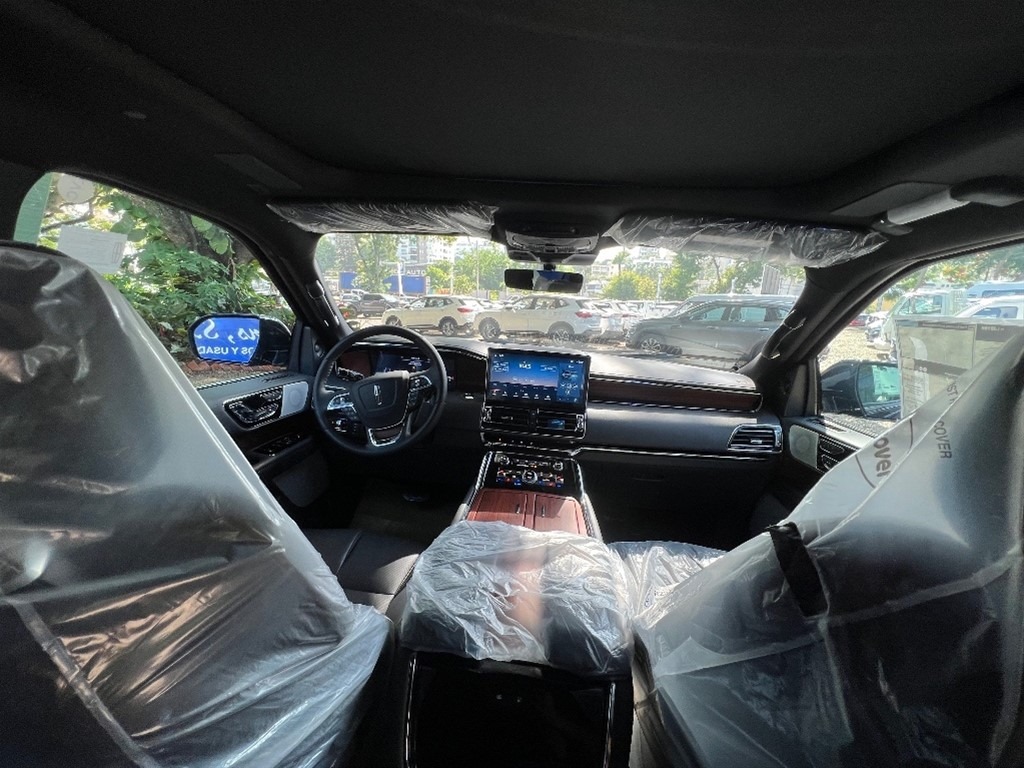 Lincoln Navigator Reserve, la jeepeta que define tu personalidad!!