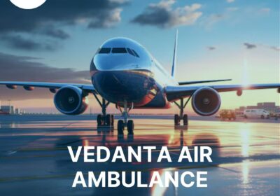 Splendid-Air-Ambulance-with-Expert-Medical-Professionals-from-Delhi