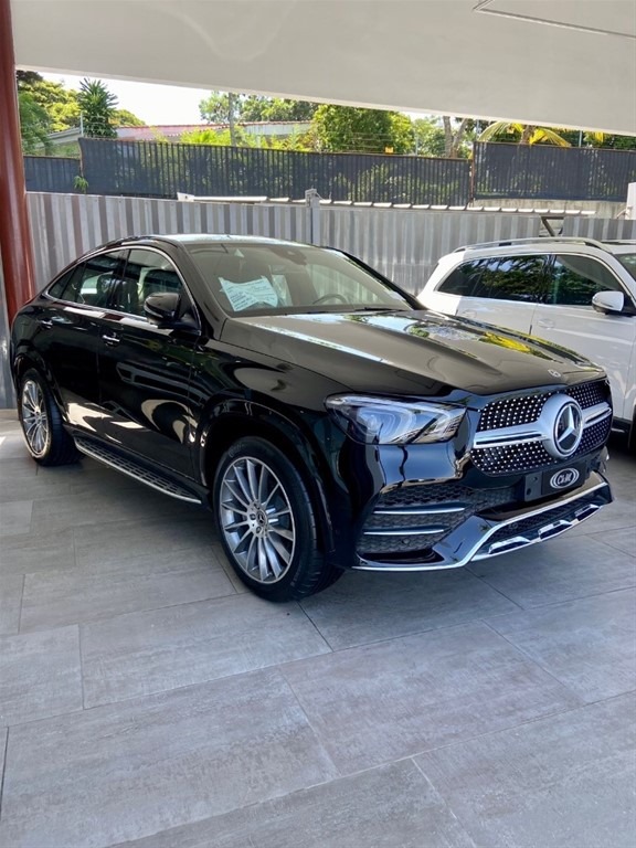 Black And White, Only For Exclusives Clients!!