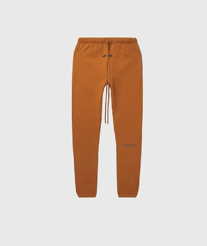 Timeless Comfort: The Rise of Essentials Sweatpants and Modern Streetwear