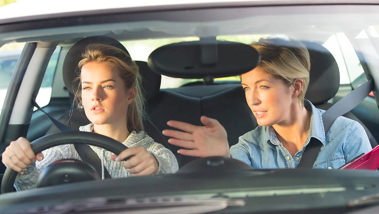 Auto Z Driving School – Safe, Reliable & Affordable Driving Classes