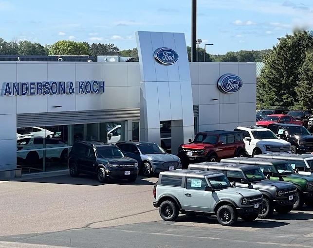 ford dealership mn
