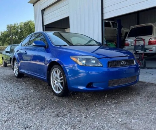 Local Car Buyers in AZ Offering Honest Service