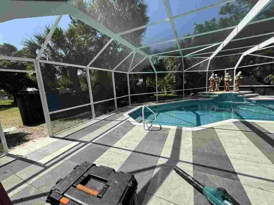 The Ultimate Guide to Pool Enclosures: Finding Quality Aluminum Companies Near Me