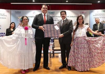 Ambassador-of-Panama-Honours-Dr.-Sandeep-Marwah-for-Seven-Iconic-Years-of-Leadership-in-Indo-Panama-Cultural-Relations