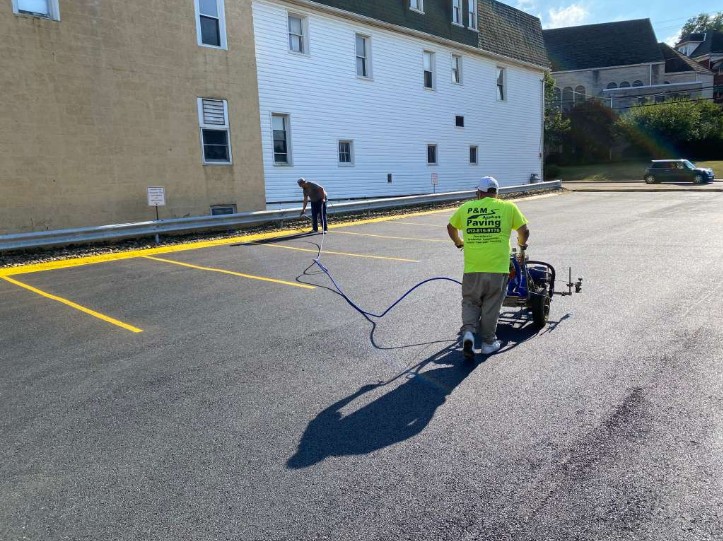 Professional Paving Company Pittsburgh PA for residential and commercial paving projects