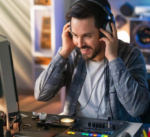 hire-Audio-Engineering-Freelancer