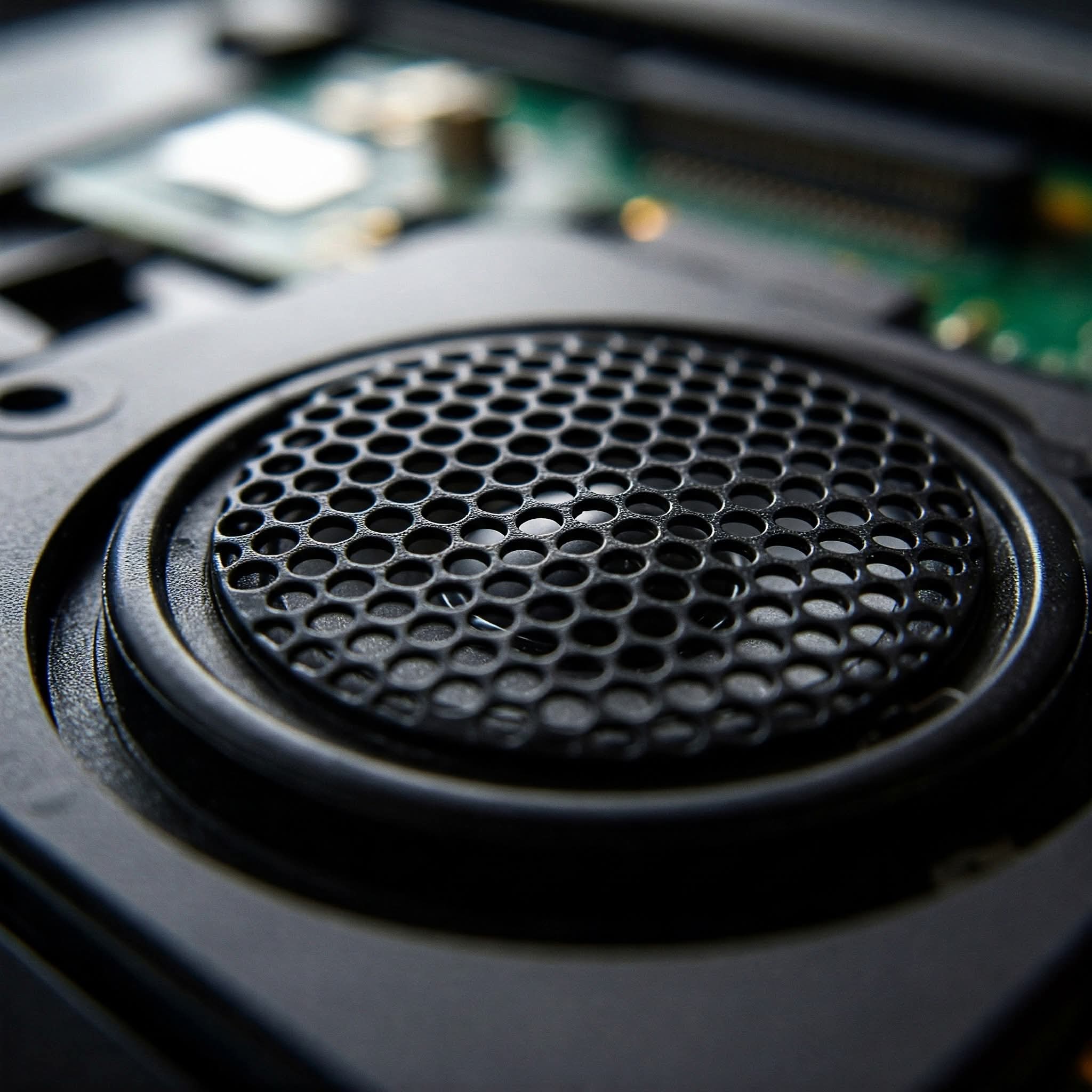 Laptop speakers repair at Kshs 2000