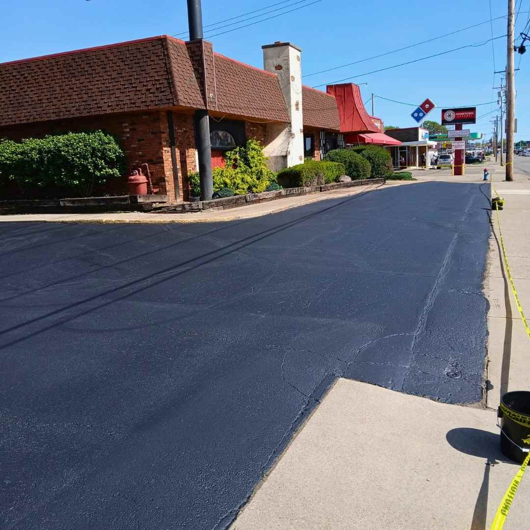 Driveway Resurfacing Columbus Ohio for Smooth Asphalt Surfaces
